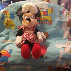 Disney Minnie Mouse Plush Toy From Applause