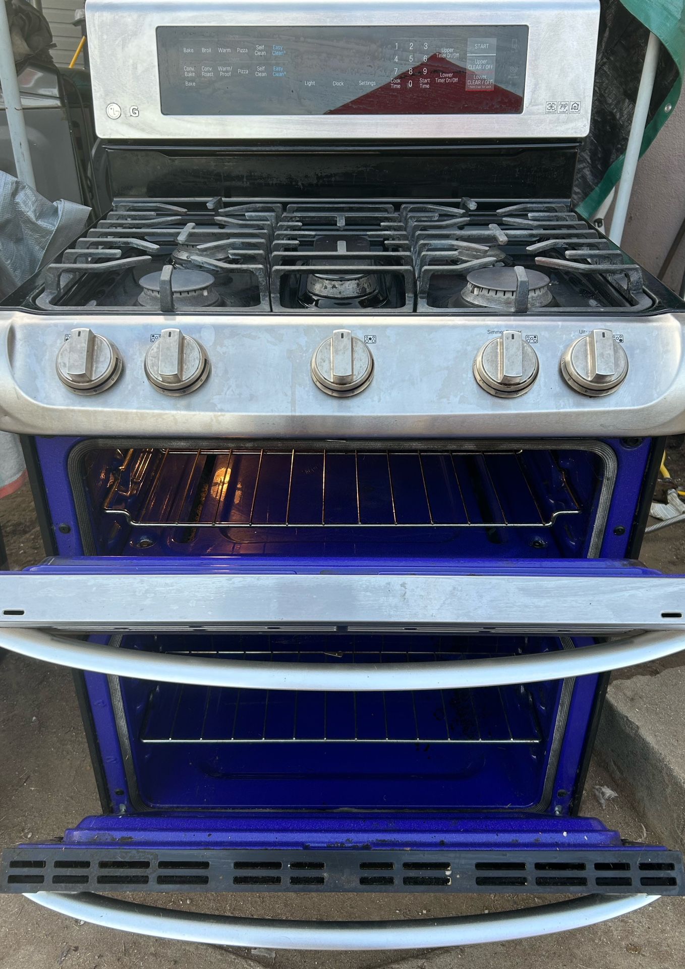 30” LG DOUBLE OVEN GAS RANGE STAINLESS “WORKS GREAT”
