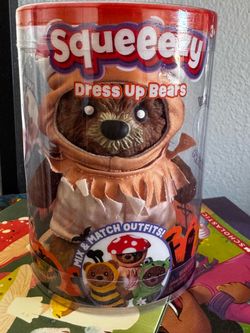 Squeeezy Dress up bears