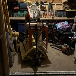 Pallet Jacks