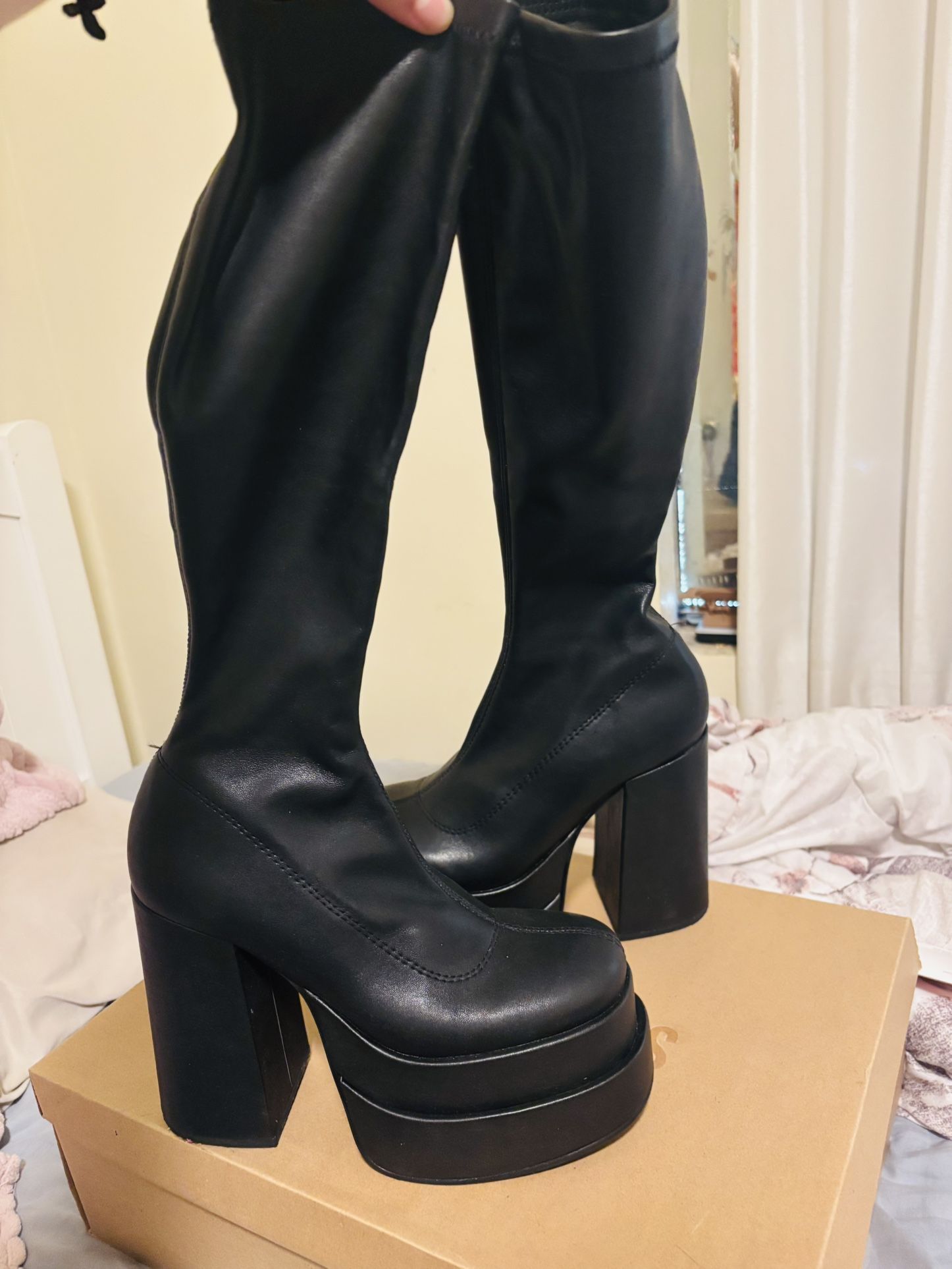 Steve Madden Cypress Boots