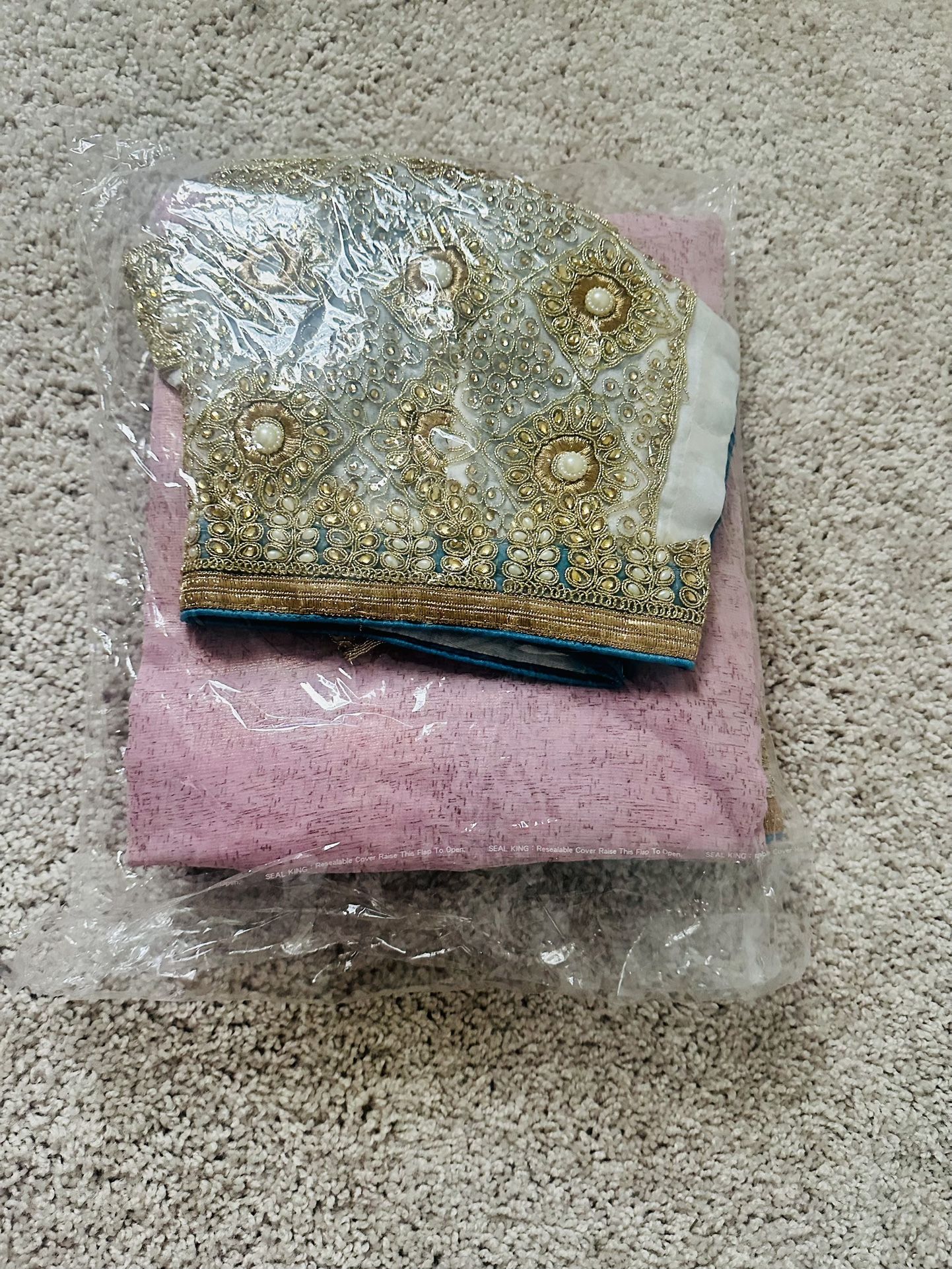 Saree And Lahanga For Sale