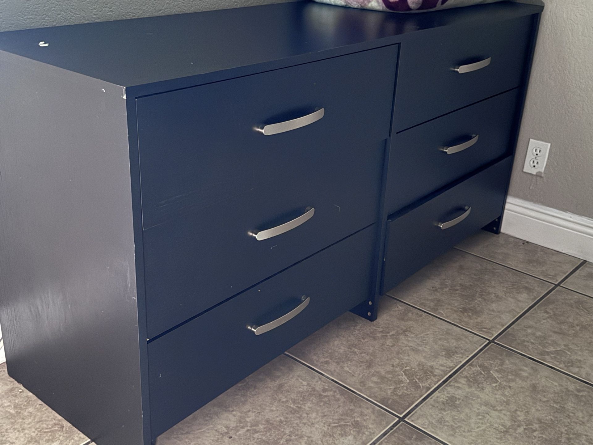 Drawer dresser