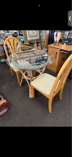Cafe Table and Chairs