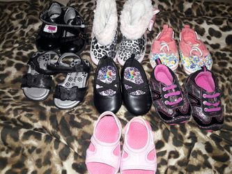 Baby girl shoes. 6 months-size3