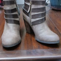 Madden Girl Boots Size 6 1/2m