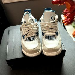 Jordan  4 Retro Kids Size 2 