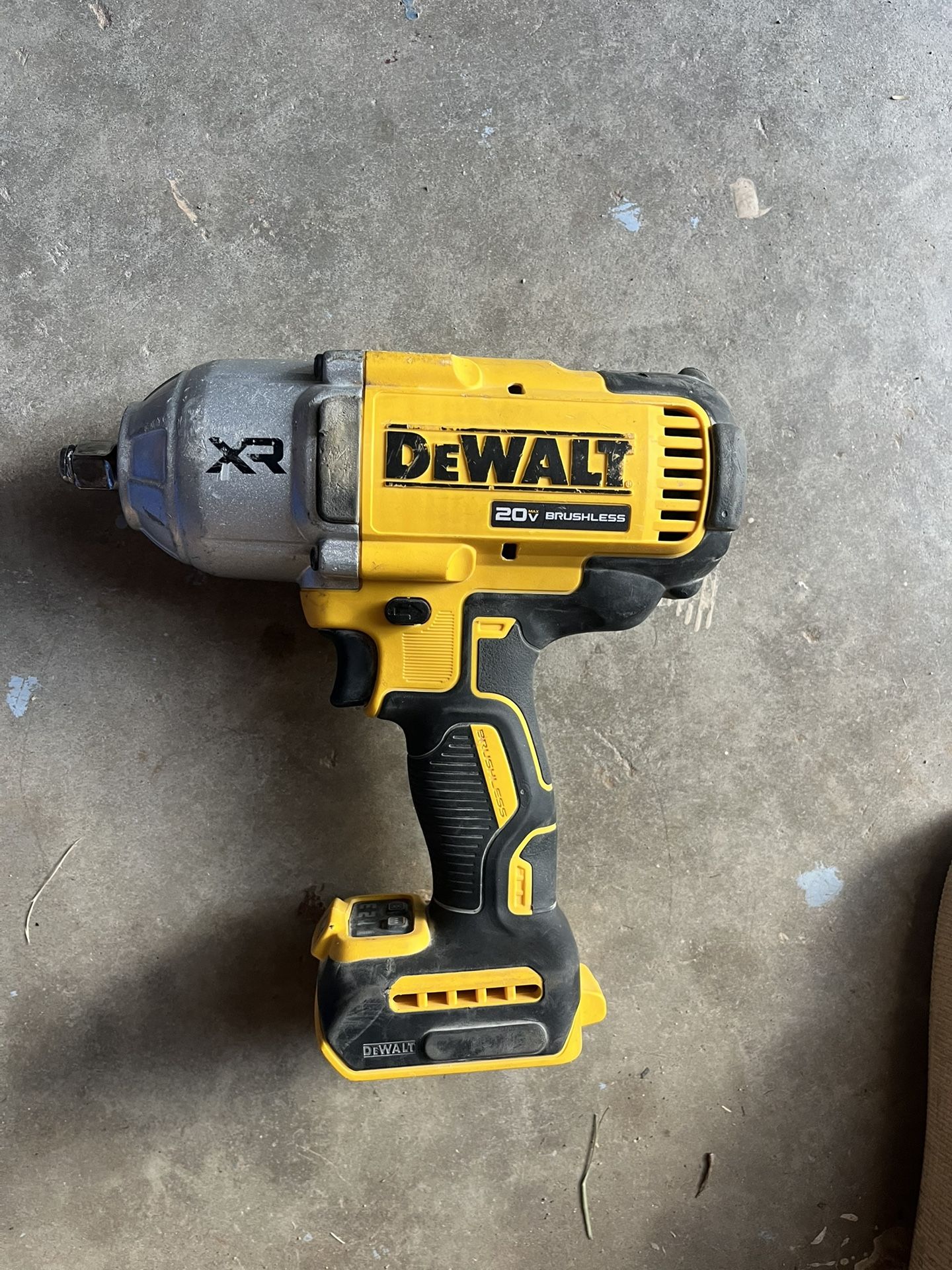DEWALT 1/2 INCH LIKE NEW
