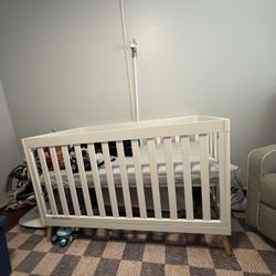 Nursing Chair And Crib