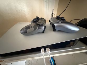 Digital ps5 with two controllers