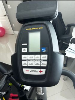 Gold’s Gym Eliptical Machine
