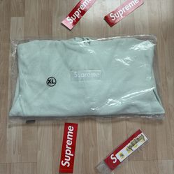 Supreme Box Logo Hoodie