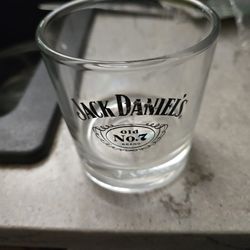 Jacket Daniel's  Whiskey Glass