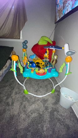 Bouncer baby activity