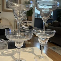 Set Of 4 Acrylic Margarita Glasses Unknown Brand