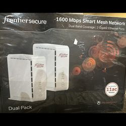 AirTies Dual 4920 SMART MESH is a white dual-band Wi-Fi extender