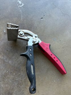 Malco Sheet Metal Seamer Pliers