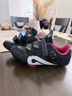 Peloton Cycling Shoes Black and Red