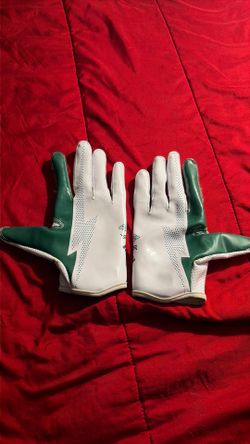 Football college gloves