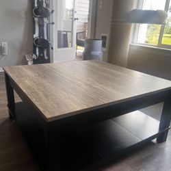 Ashley Furniture Coffee Table 