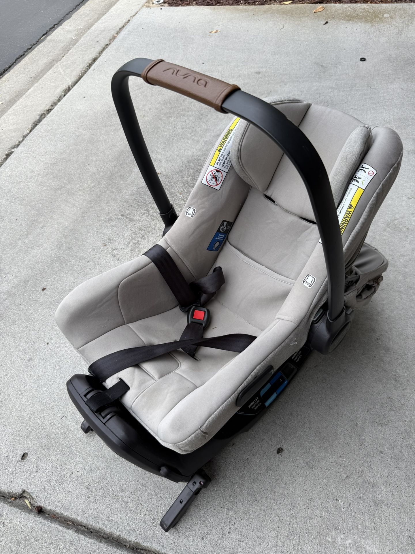 Nuna Beige Infant Car Seat with Base