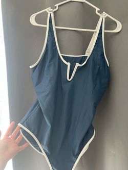 Bathing suit