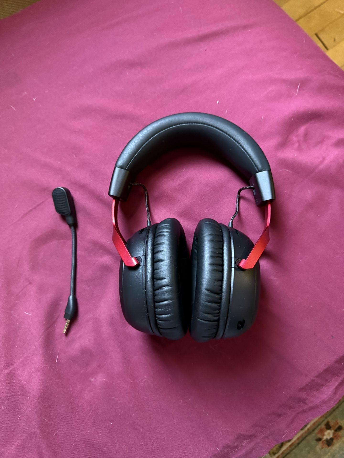 Brand New HyperX Cloud III Wireless Headset