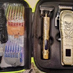 Wirless Clippers .. Hair Buzzer... Trimmer.. And Nose Clippers  ... Brad New ... Clipper Heads For Both Clippers 