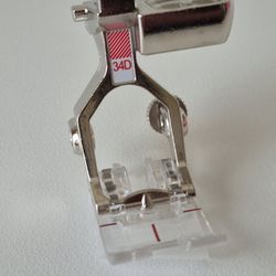 Bernina  #34D Reverse Pattern Foot