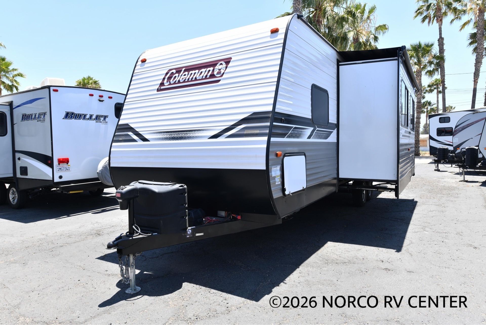 NICE 2023 Coleman Lantern Edition 295QB Travel Trailer