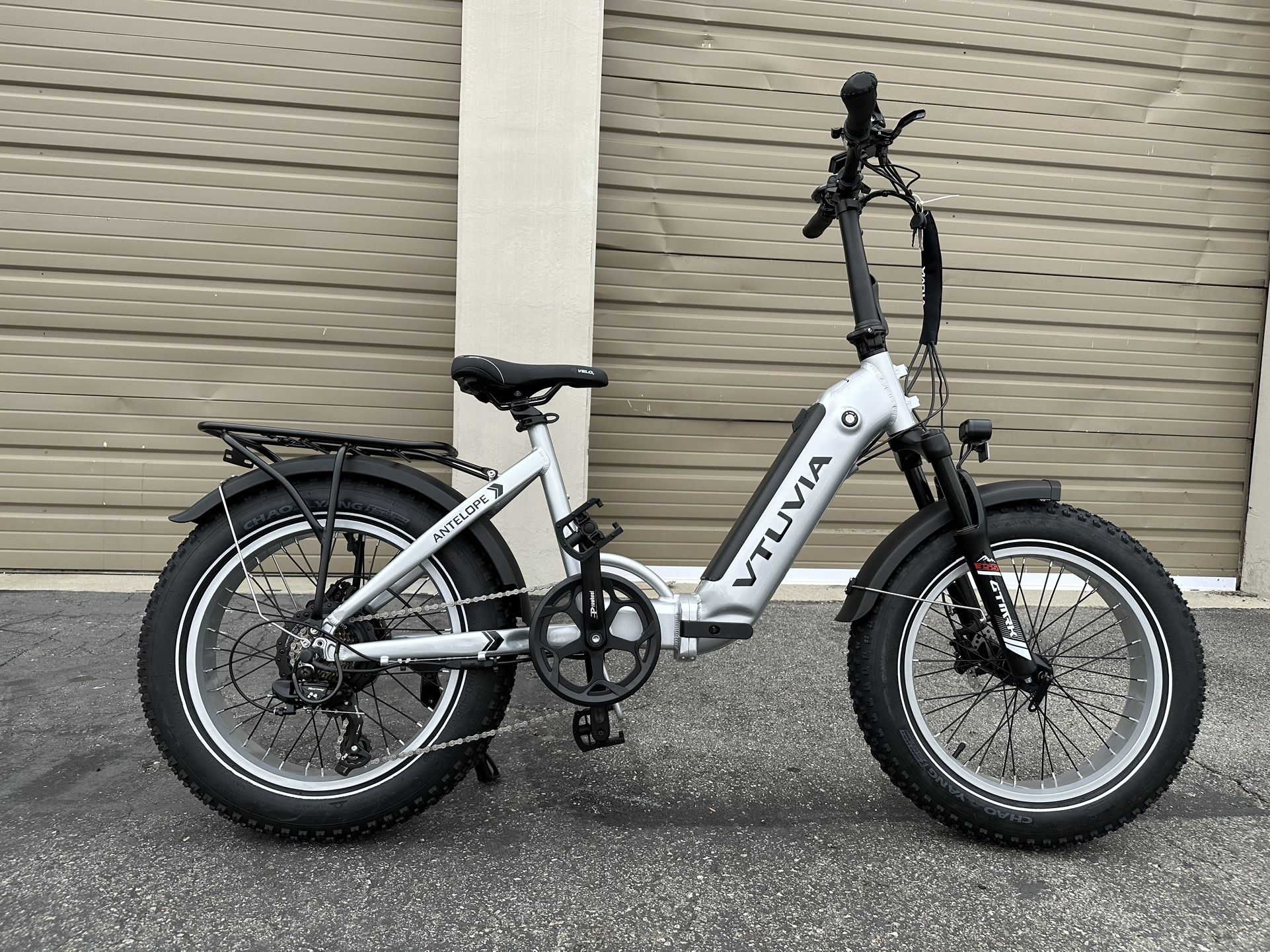 VTUVIA SX20 Antelope 750 Watts Step Thru E-bike In Silver