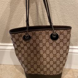 Tote- Gucci-Eclipse tote