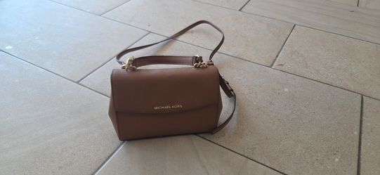 Michael Kors crossbody