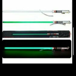 Luke Skywalker Force  FX Lightsaber 