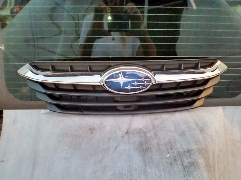 Subaru Grill