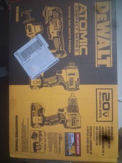 Dewalt tool set and flashlight