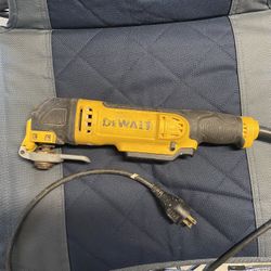 Corded DeWalt Oscillating Tool