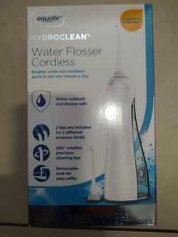 Waterpik/water flosser (NEW)