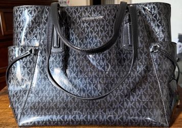 Large Handbag Tote Size