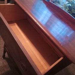 Antique Dresser $20