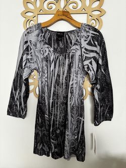 Women’s Black and White Top - New- Size Small