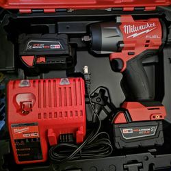 Milwaukee High Torque Impact 1/2 Combo Set With Hard Case