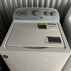 Whirl Pool Washer And Dryer Set