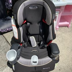 Graco Nautilus 65 3-in-1 Harness Booster Car Seat - Compare @$190