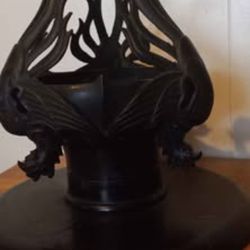 Rare Japanese Cast Iron Usubata – Phoenix Leg Design – Openwork Top