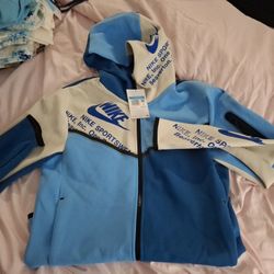 Mens Nike Tech Hoodie Size Medium 