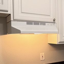 Under Cabinet Range Hood
