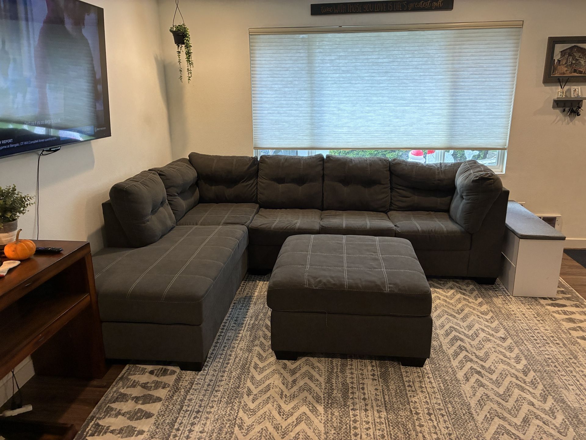 Sectional Couch 