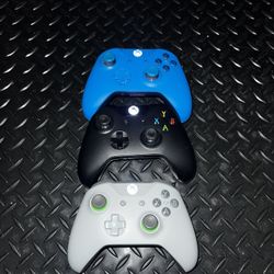 Xbox One Controllers