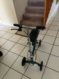 Knee scooter